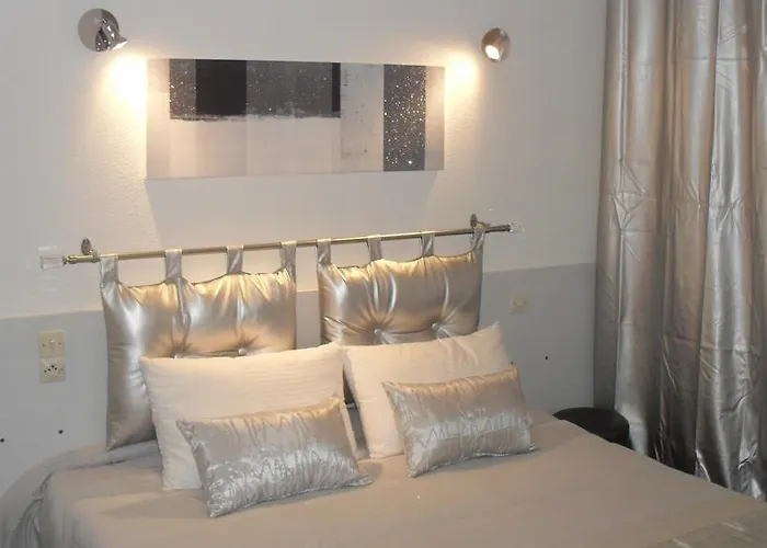 Le Langue D'oc ホテル